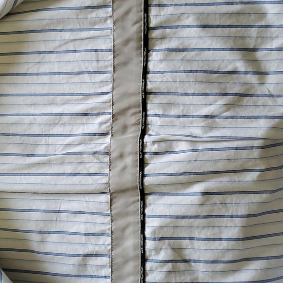 Weatherproof Microfiber Lightweight Jacket - Picture 11 of 11